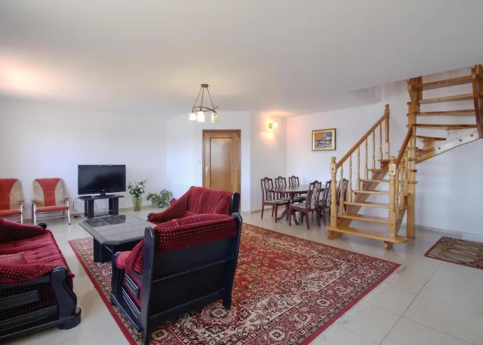 2 Bedroom Amazing In Bogaczewo *